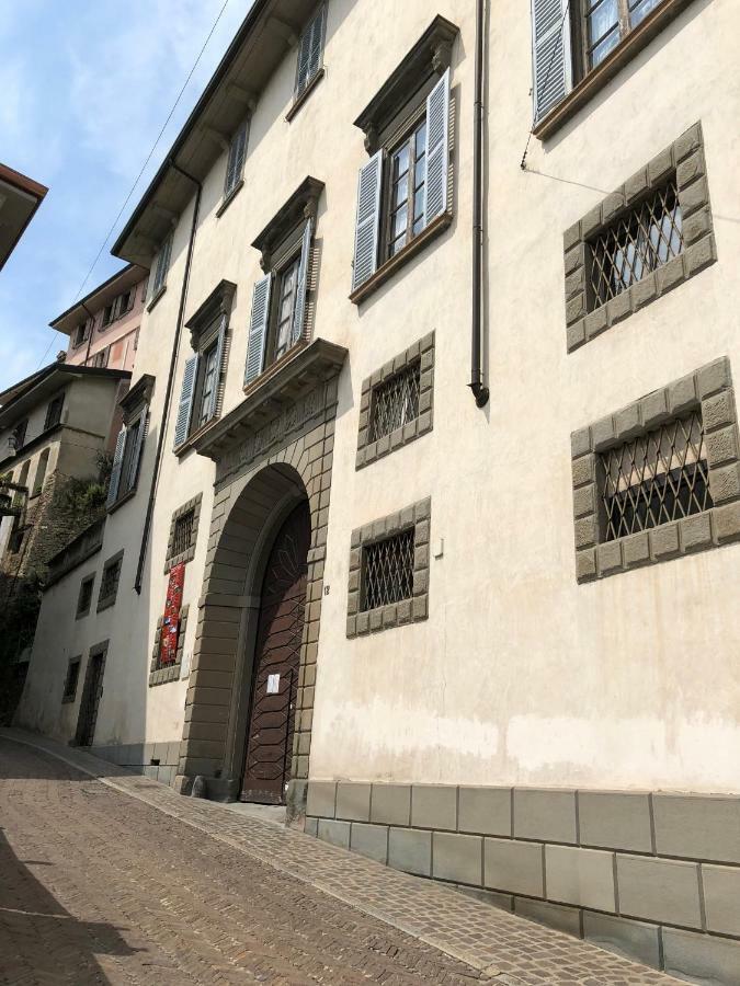 Casa Di Via Porta Dipinta Appartement Bergamo Buitenkant foto